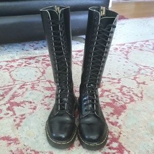 20 hole doc marten boots